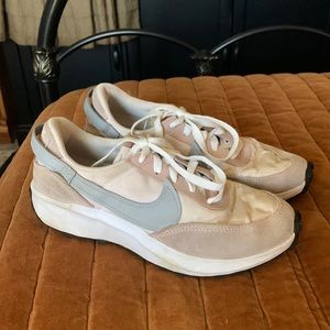 Nike Women’s 7.5